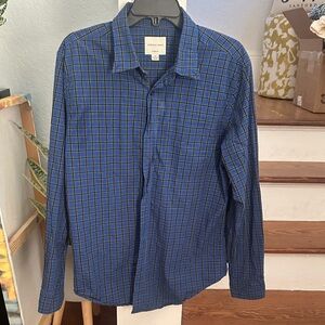 American Eagle classic fit long sleeve shirt